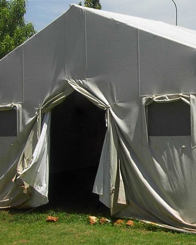 Изготавливаем солдатские палатки в Новороссийске вместимостью <strong>до 70 человек</strong>